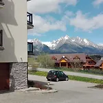 Slavkov Home&parking Appartamento Nová Lesná